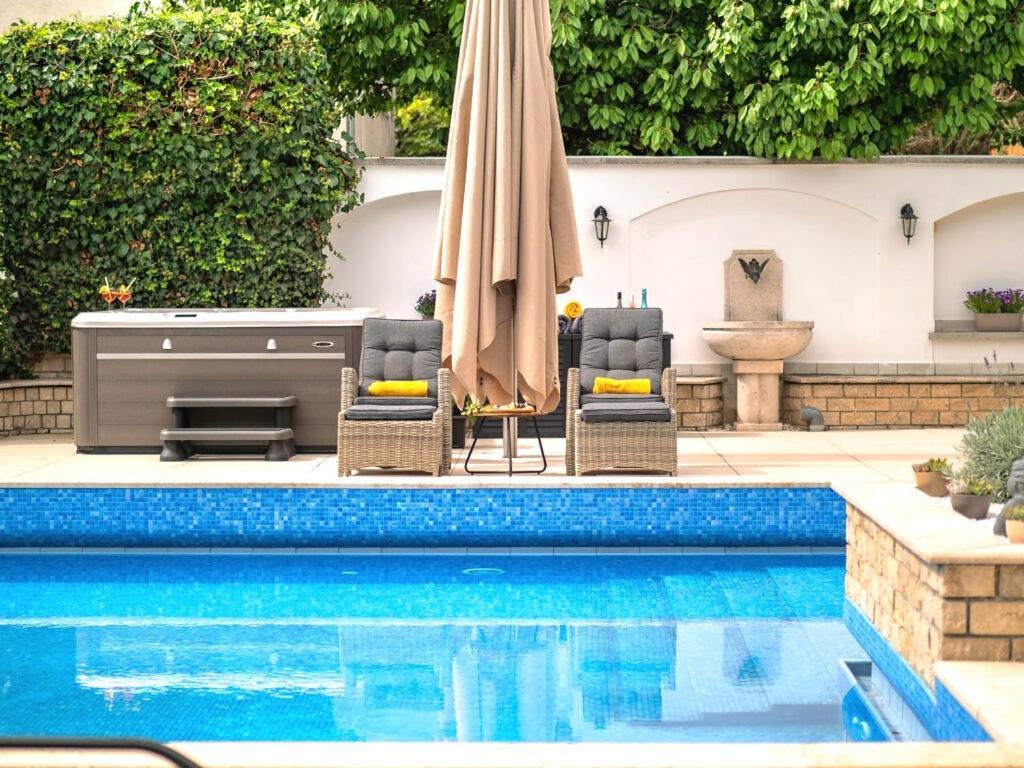 Fuege Villa Luxury & Wellness Balatonfured Luaran gambar