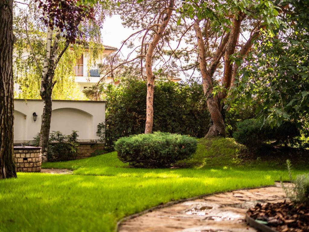 Fuege Villa Luxury & Wellness Balatonfured Luaran gambar