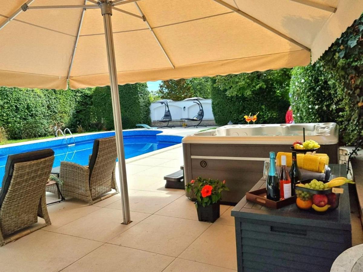 Fuege Villa Luxury & Wellness Balatonfured Luaran gambar