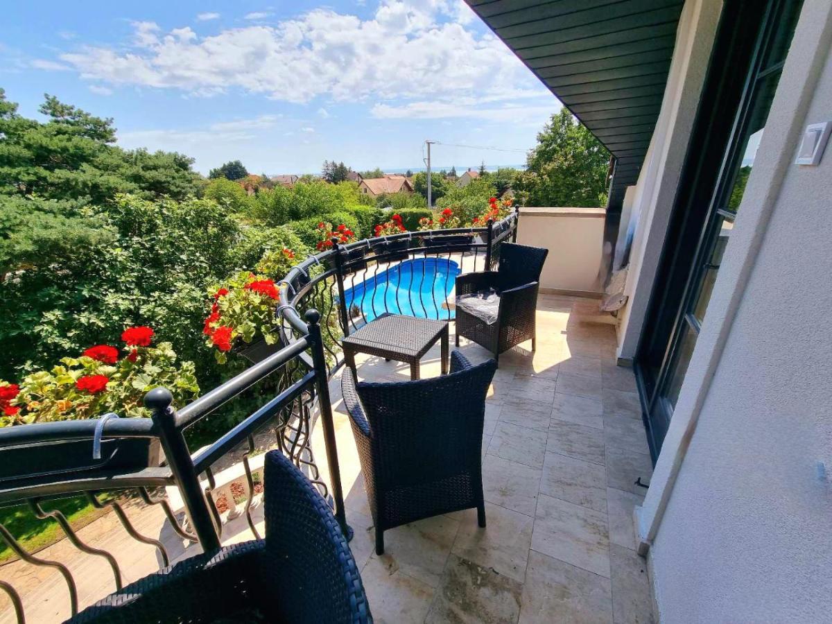Fuege Villa Luxury & Wellness Balatonfured Luaran gambar