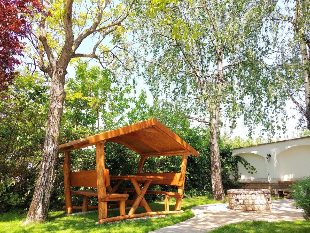 Fuege Villa Luxury & Wellness Balatonfured Luaran gambar