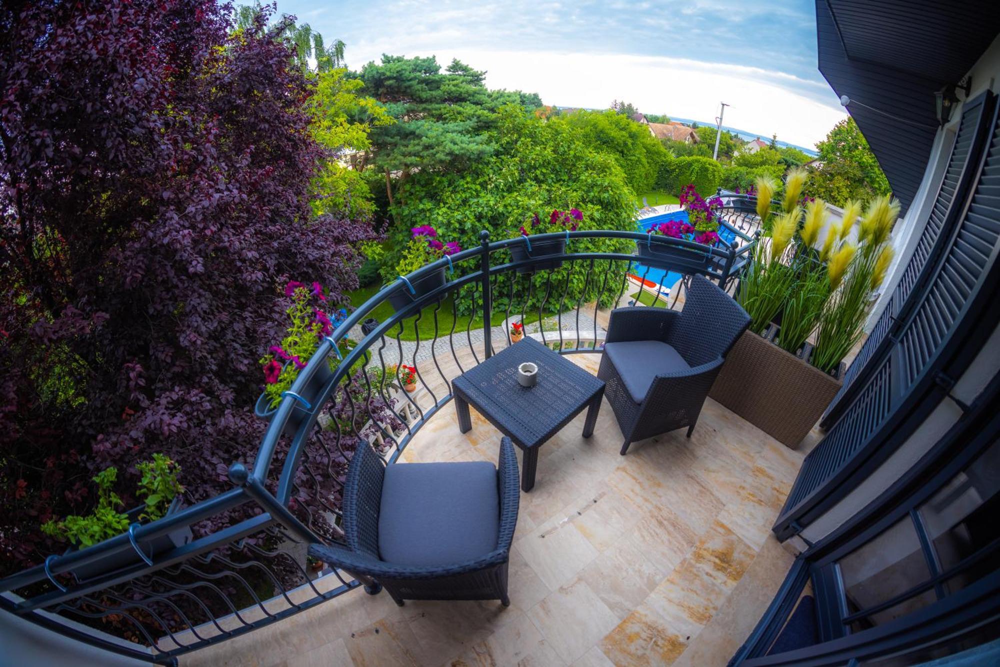 Fuege Villa Luxury & Wellness Balatonfured Bilik gambar