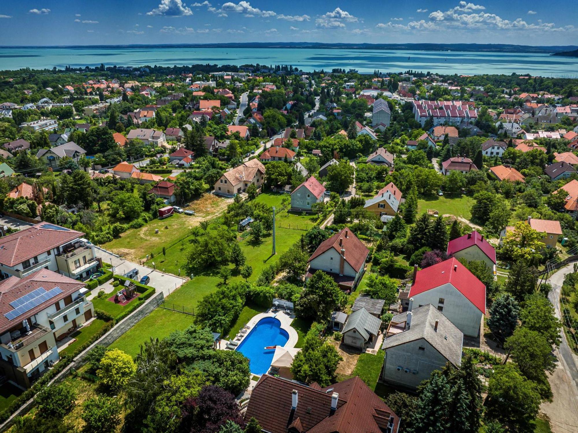 Fuege Villa Luxury & Wellness Balatonfured Luaran gambar